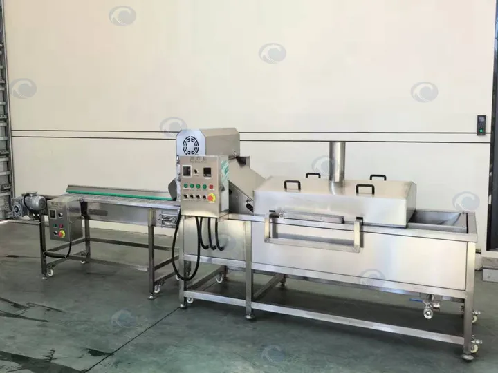 How To Choose The Right Continuous Frying Machine For Your Snack Business? 13 Industrial continuous deep frying machine
