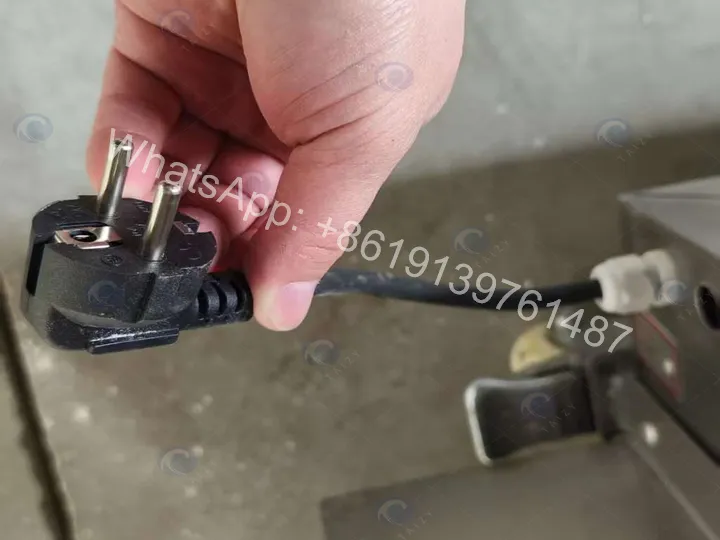 Customer-customized plug