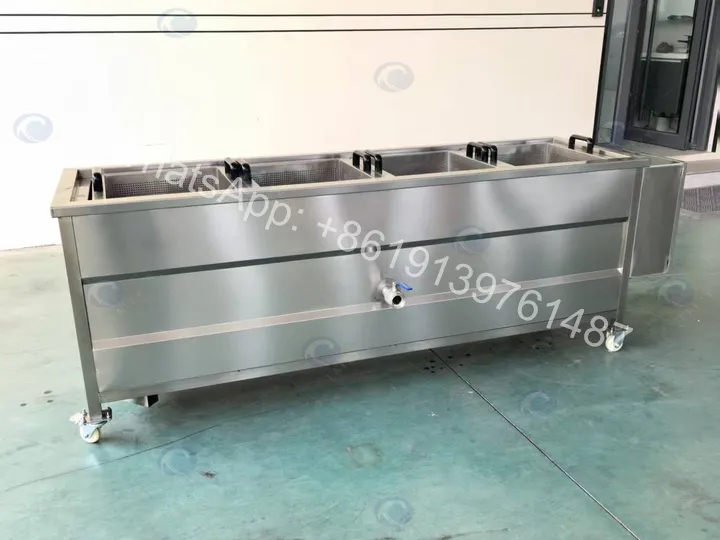 Four basket fryer