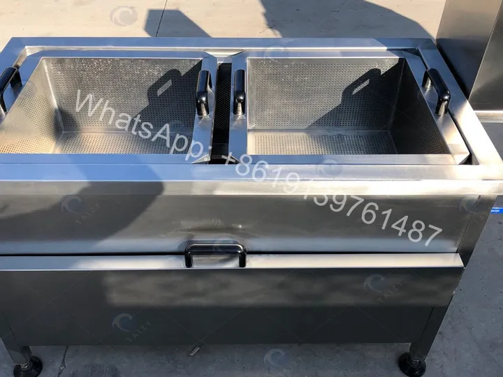 Semi-automatic batch fryer machine